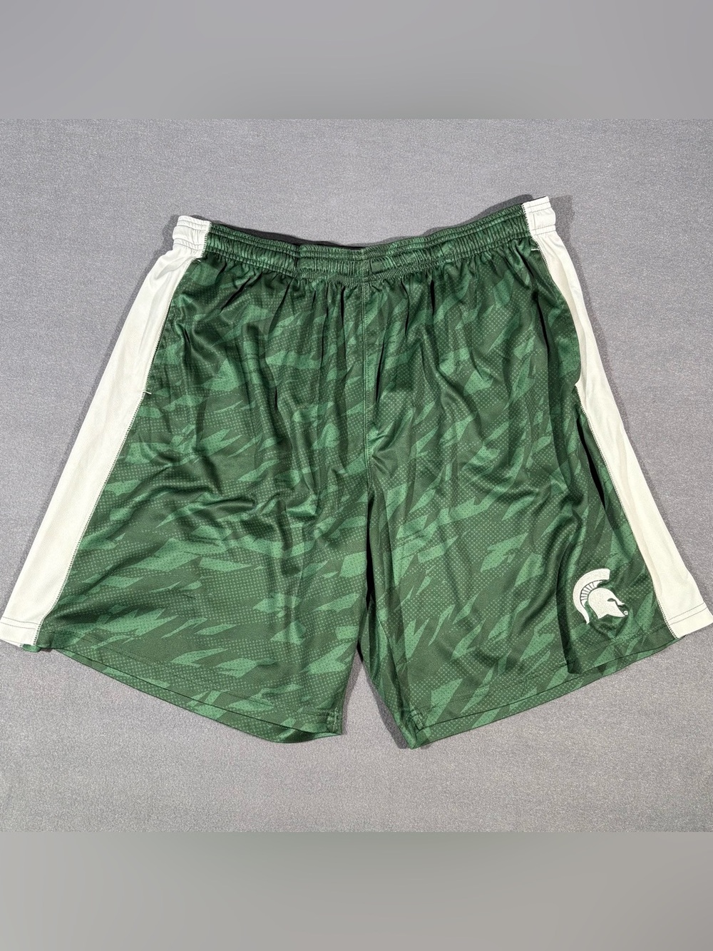 Michigan State Spartans Knights Apparel Green Camo Athletic Shorts Mens Size 2XL
